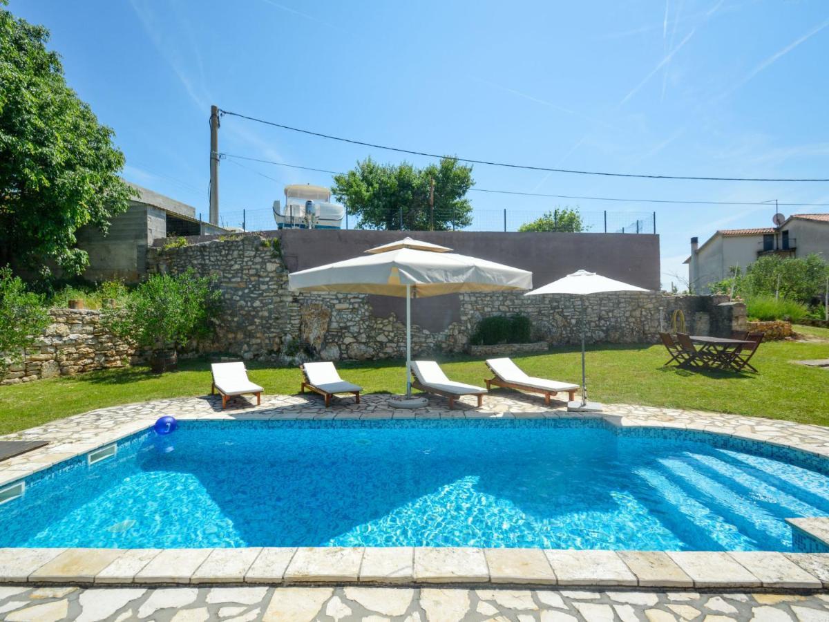 Holiday Home Laura - Pul470 By Interhome Pula Exterior foto